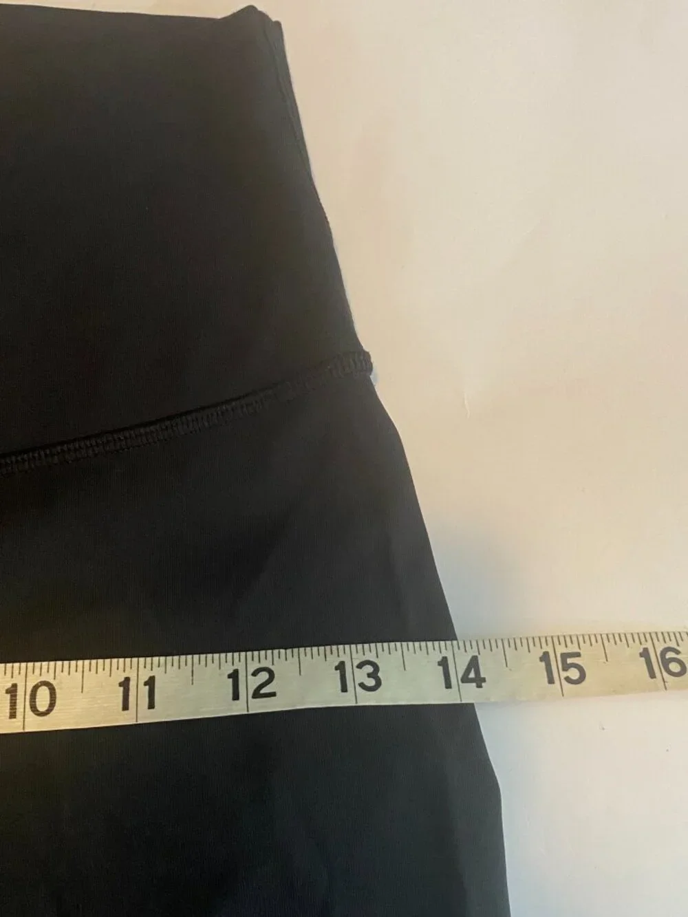 Lululemon black performance leggings